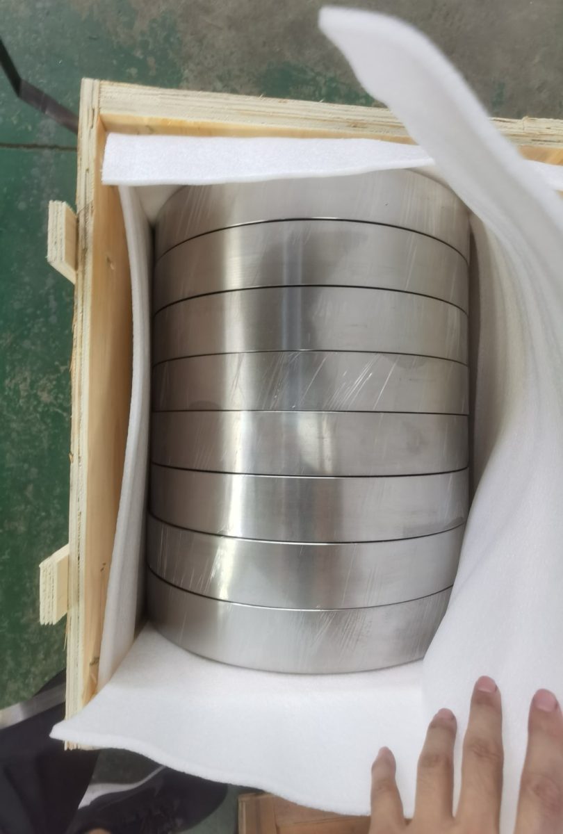 Grade 12 Ti-0.3Mo-0.8Ni forged titanium ring in export crate