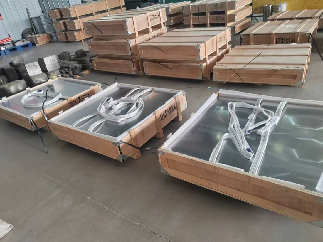 Grade 23 Ti-6Al-4V ELI titanium plates in export crates