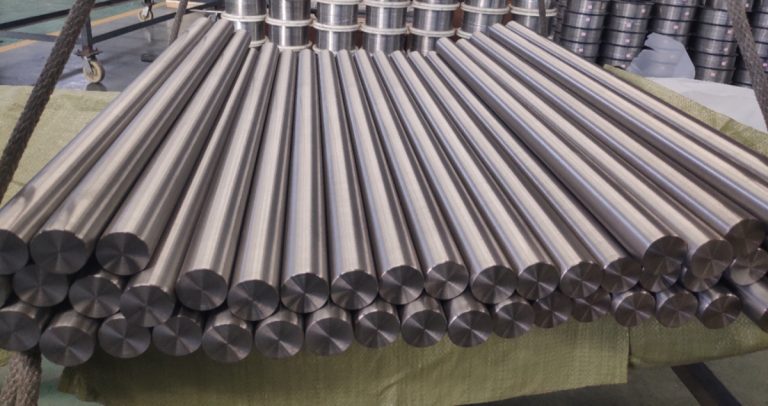 Ti-6Al-4V ELI Grade 23 titanium round bars in factory