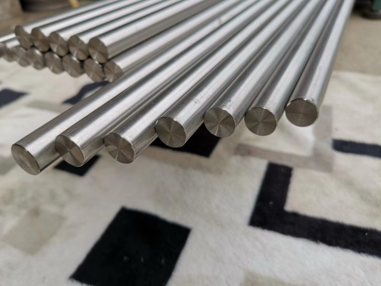 Grade 5 Ti-6Al-4V titanium round bars, machined ends, AMS 4928 / ASTM B348