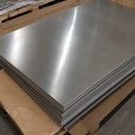 Stack of UNS N06625 Inconel 625 plates, illustrative image of the product form – nickel chromium molybdenum alloy for chemical processing
