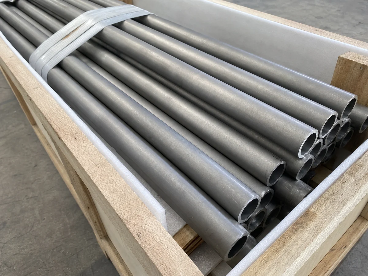 Niobium seamless tubes bundled in a wooden export crate