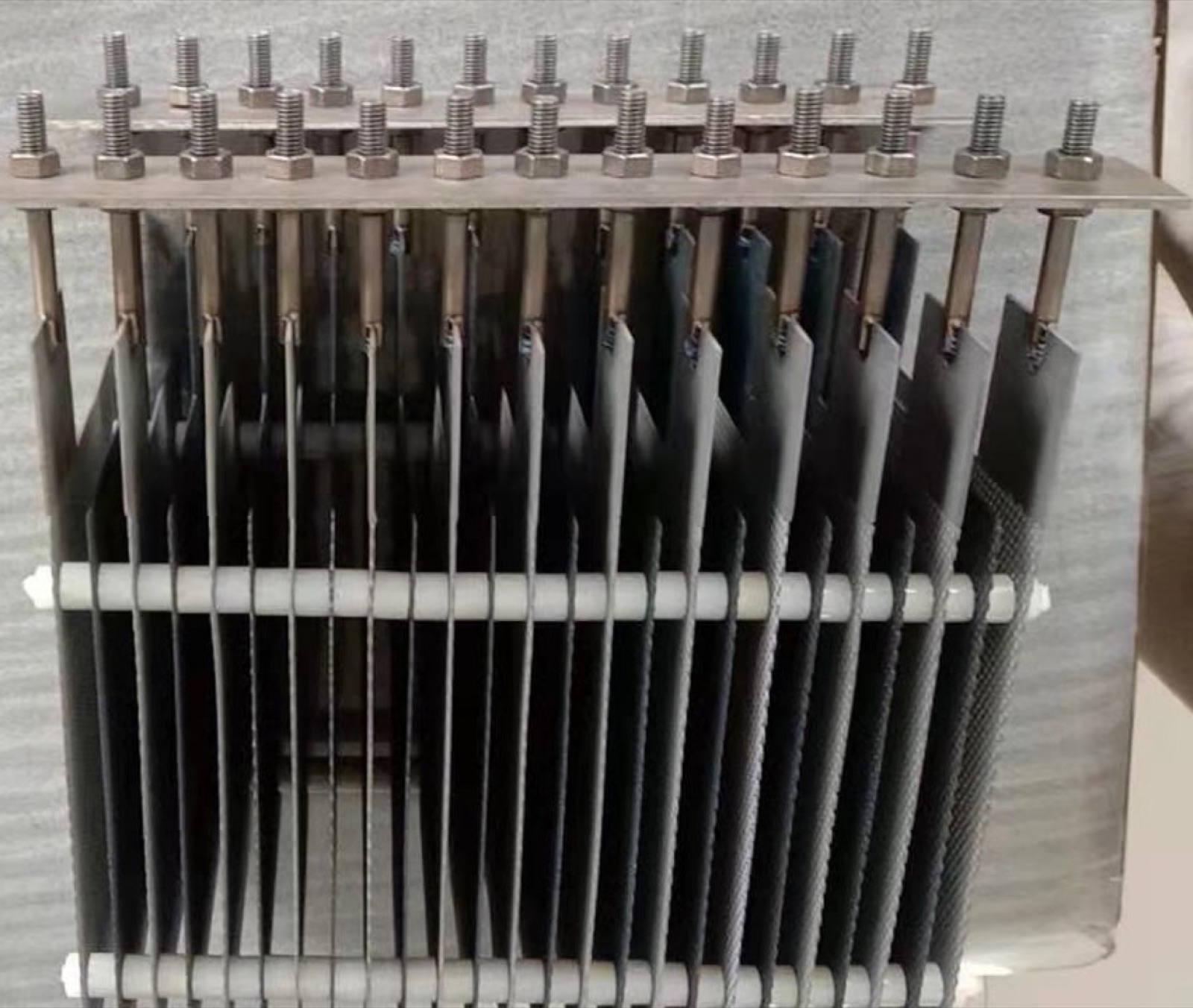 Coated titanium anode plate assembly with conductor bars