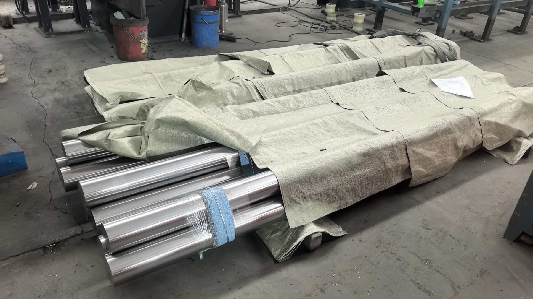 Packed titanium bars
